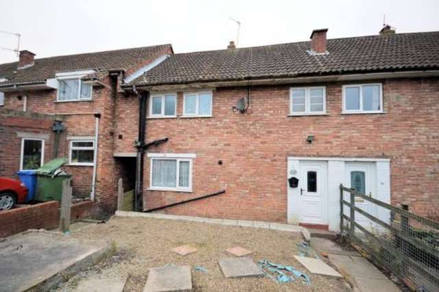  Image of 3 bedroom Terraced house for sale in Gildercliffe Scarborough YO12 at Gildercliffe  Scarborough, YO12 6NX