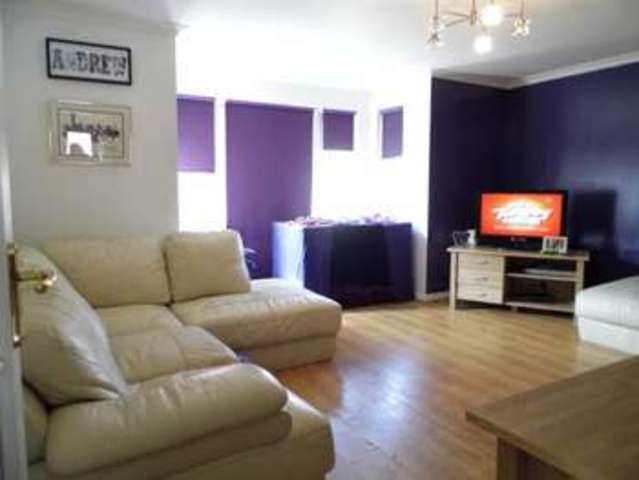  Image of 4 bedroom Detached house for sale in Glen Shee Lane Carluke ML8 at Carluke Lanarkshire Carluke, ML8 4RX