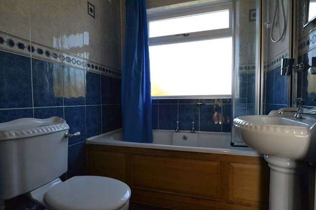  Image of 3 bedroom Semi-Detached house to rent in Glenwood Road Birmingham B38 at Glenwood Road Kings Norton Birmingham, B38 8HE