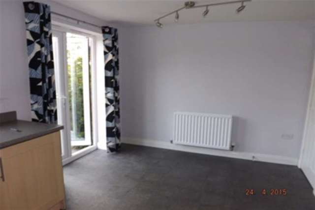  Image of 3 bedroom Semi-Detached house to rent in Goshawk Way Tattershall Lincoln LN4 at Lincoln, LN4 4GL