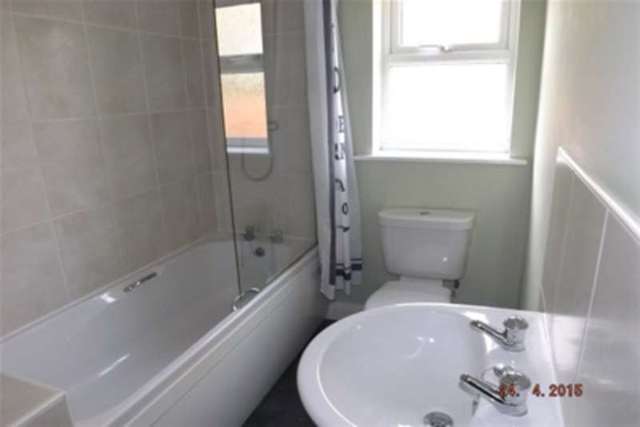  Image of 3 bedroom Semi-Detached house to rent in Goshawk Way Tattershall Lincoln LN4 at Lincoln, LN4 4GL