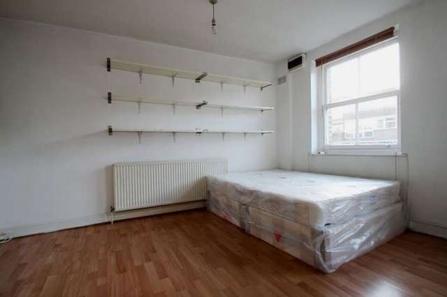  Image of House Share to rent in Goswell Road London EC1V at Goswell Road  London, EC1V 7DT