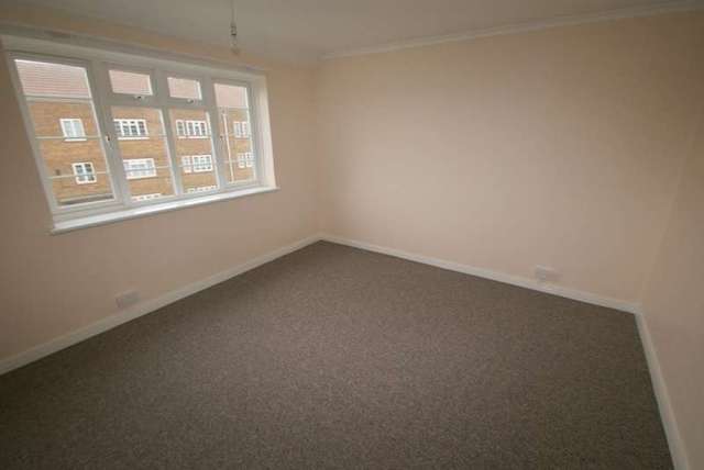  Image of 2 bedroom Flat to rent in Grace Walk Deal CT14 at Grace Walk  Deal, CT14 9RT