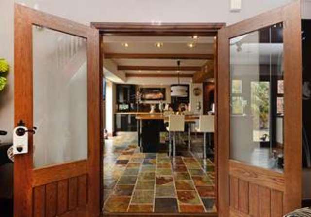  Image of 5 bedroom Property for sale in Farm View Road Kimberworth Rotherham S61 at Farm View Road ROTHERHAM ROTHERHAM, S61 2BL