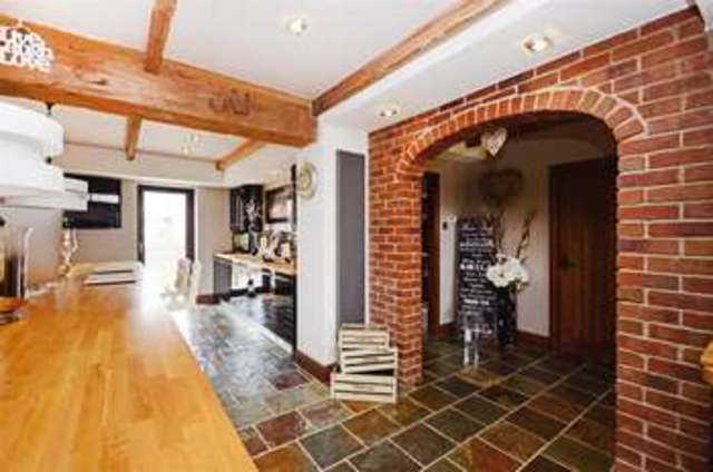  Image of 5 bedroom Property for sale in Farm View Road Kimberworth Rotherham S61 at Farm View Road ROTHERHAM ROTHERHAM, S61 2BL