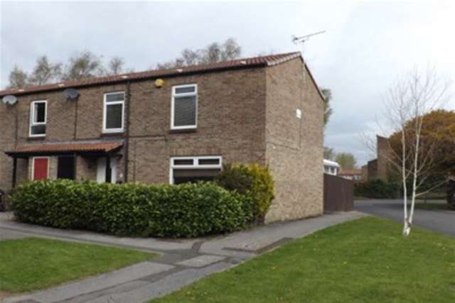  Image of 3 bedroom Detached house to rent in Great Meadow Chorley PR7 at Chorley, PR7 1TA