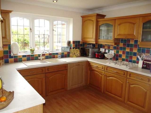  Image of 4 bedroom Detached house for sale in Great Western Way Stourport-on-Severn DY13 at Stourport-on-Severn Worcestershire Stourport-on-Severn, DY13 8AG