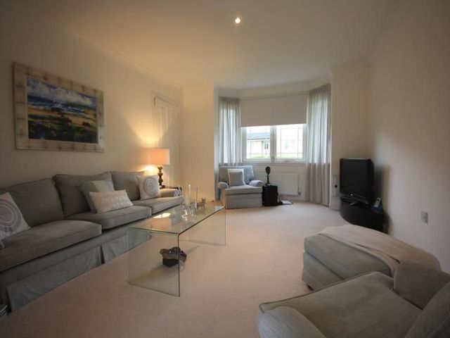  Image of 4 bedroom Detached house to rent in Greenoakhill Avenue Uddingston Glasgow G71 at Broomhouse Glasgow Glasgow, G71 7RD