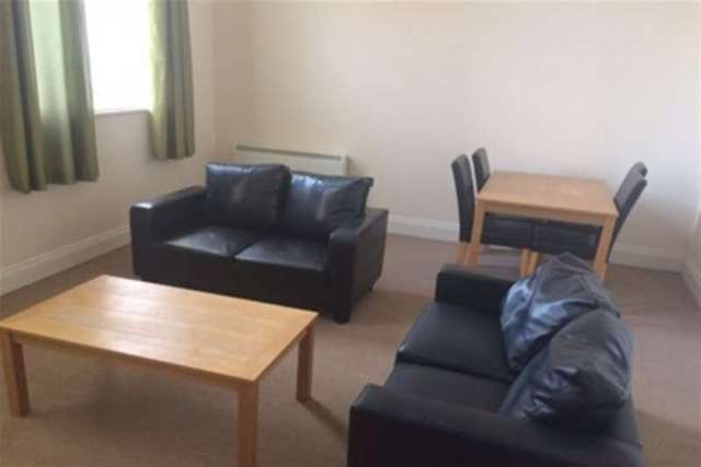  Image of 2 bedroom Flat to rent in Grosvenor Gate Leicester LE5 at Leicester, LE5 0TL