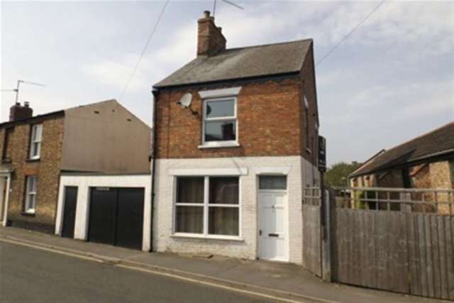  Image of 3 bedroom Detached house to rent in Guanock Terrace King