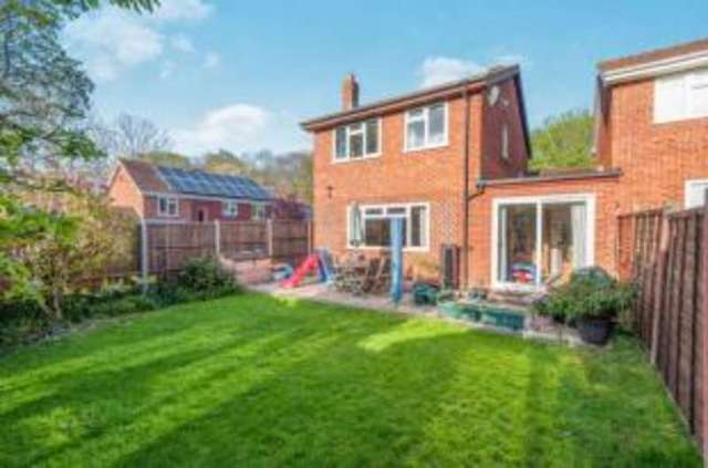  Image of 3 bedroom Detached house for sale in Parkview Vale Guildford GU4 at Guildford Surrey West Clandon, GU4 7ET