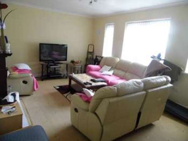  Image of 4 bedroom Semi-Detached house for sale in Hall Lane Bradford BD4 at Bradford Yorkshire Bradford, BD4 7AB