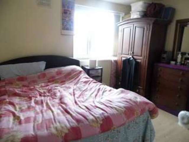  Image of 4 bedroom Semi-Detached house for sale in Hall Lane Bradford BD4 at Bradford Yorkshire Bradford, BD4 7AB