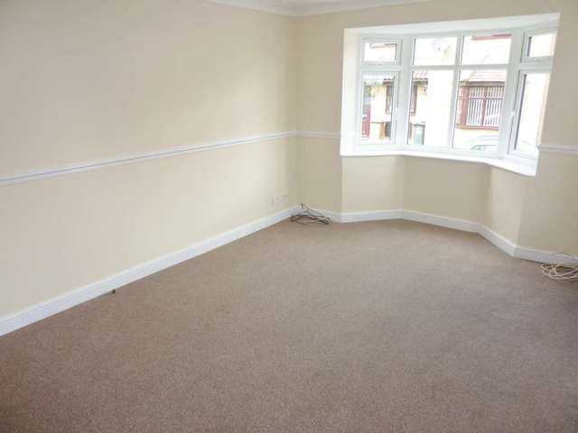  Image of 2 bedroom Semi-Detached house to rent in Hamilton Road Watford WD19 at Hamilton Road South Oxhey Watford, WD19 7BS