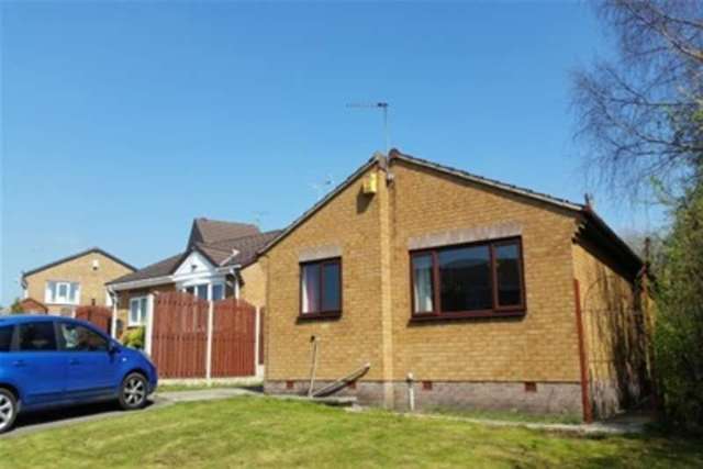  Image of 3 bedroom Bungalow to rent in Hartland Avenue Sothall Sheffield S20 at Sheffield, S20 2PZ