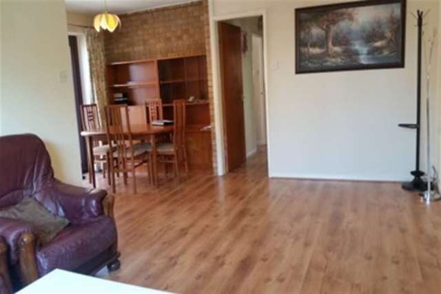  Image of 3 bedroom Bungalow to rent in Hartland Avenue Sothall Sheffield S20 at Sheffield, S20 2PZ