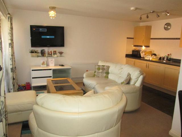  Image of 2 bedroom Flat for sale in Chamberlain Close Hayes UB3 at Hayes Middlesex Hayes, UB3 2GD