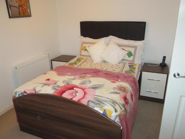 Image of 2 bedroom Flat for sale in Chamberlain Close Hayes UB3 at Hayes Middlesex Hayes, UB3 2GD
