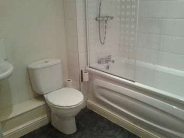  Image of 2 bedroom Flat to rent in Wordsworth Court Sheffield S5 at Herries Road  Sheffield, S5 8NY