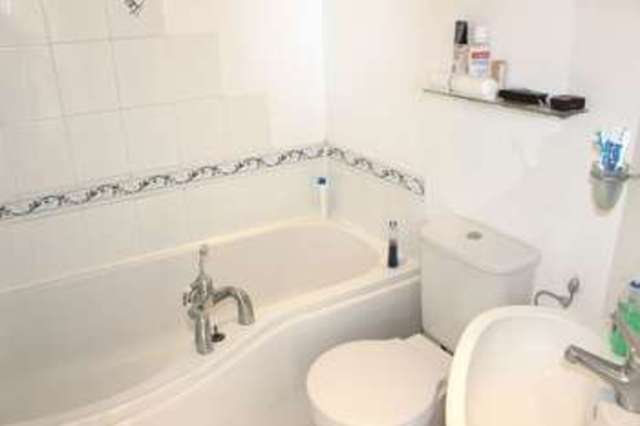  Image of 2 bedroom Flat for sale in Hillsborough Plymouth PL4 at Hillsborough Mannamead Plymouth, PL4 7AR