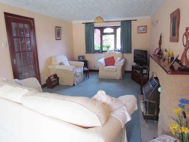  Image of 3 bedroom Detached house for sale in Himbleton Road Worcester WR2 at St Johns Worcestershire Worcester, WR2 6BA