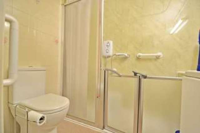  Image of 1 bedroom Retirement Property for sale in Jews Walk London SE26 at Jews Walk  Sydenham, SE26 4NN