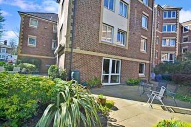  Image of 1 bedroom Retirement Property for sale in Jews Walk London SE26 at Jews Walk  Sydenham, SE26 4NN