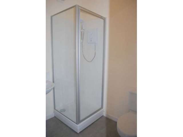  Image of 1 bedroom Detached house to rent in Hoole Road Hoole Chester CH2 at Hoole Chester Cheshire, CH2 3NH