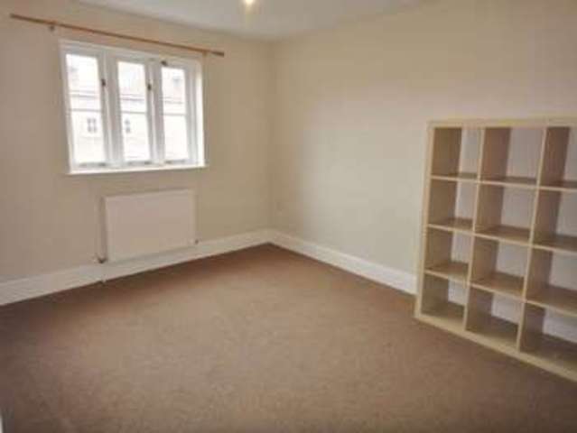  Image of 2 bedroom Flat for sale in Northload Street Glastonbury BA6 at Northload Street  Glastonbury, BA6 9NZ