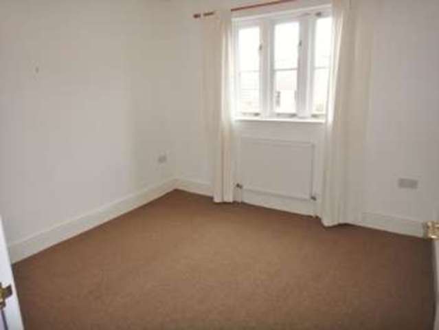  Image of 2 bedroom Flat for sale in Northload Street Glastonbury BA6 at Northload Street  Glastonbury, BA6 9NZ