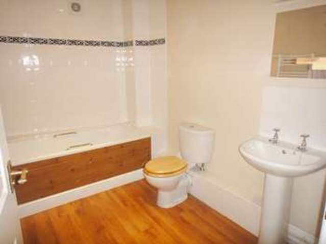  Image of 2 bedroom Flat for sale in Northload Street Glastonbury BA6 at Northload Street  Glastonbury, BA6 9NZ