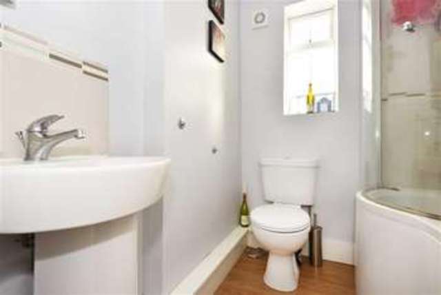  Image of 1 bedroom Property to rent in Hova Villas Hove BN3 at Hova Villas Hove Hove, BN3 3DF