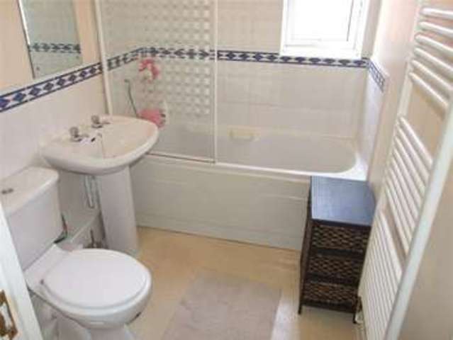  Image of 1 bedroom Apartment to rent in Katesgrove Lane Reading RG1 at Katesgrove Lane Reading Reading, RG1 2NH