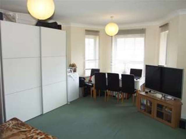  Image of 1 bedroom Apartment to rent in Katesgrove Lane Reading RG1 at Katesgrove Lane Reading Reading, RG1 2NH
