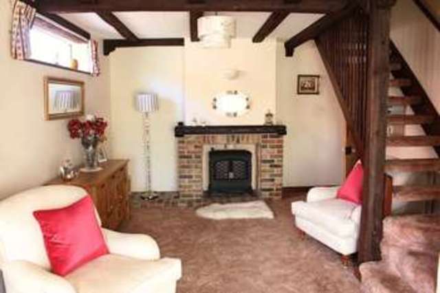  Image of 4 bedroom Property for sale in Idsworth Road Cowplain Waterlooville PO8 at Idsworth Road Cowplain Waterlooville, PO8 8BD