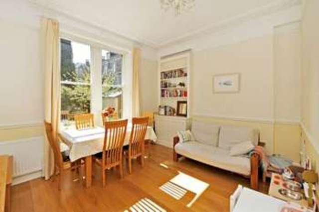  Image of 4 bedroom Flat for sale in Kenilworth Road Redland Bristol BS6 at Kenilworth Road Redland Bristol, BS6 6ER