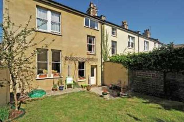  Image of 4 bedroom Flat for sale in Kenilworth Road Redland Bristol BS6 at Kenilworth Road Redland Bristol, BS6 6ER