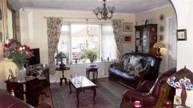  Image of 2 bedroom Property for sale in Keppel Close Bridlington YO16 at Keppel Close BRIDLINGTON BRIDLINGTON, YO16 6ZE