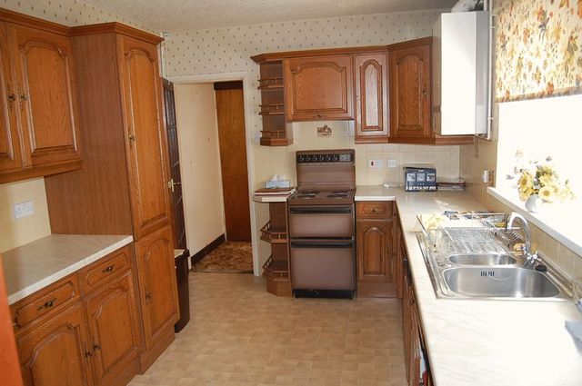  Image of 3 bedroom Terraced house for sale in Kettlewell Street Grimsby DN32 at Kettlewell Street  Grimsby, DN32 0JF