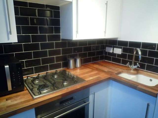  Image of 1 bedroom Flat to rent in Knights Park Kingston upon Thames KT1 at Kingston upon Thames, KT1 2QN