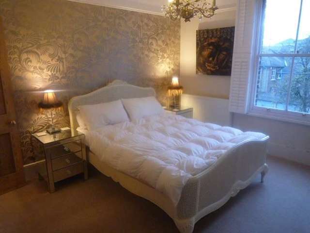  Image of 1 bedroom Flat to rent in Knights Park Kingston upon Thames KT1 at Kingston upon Thames, KT1 2QN
