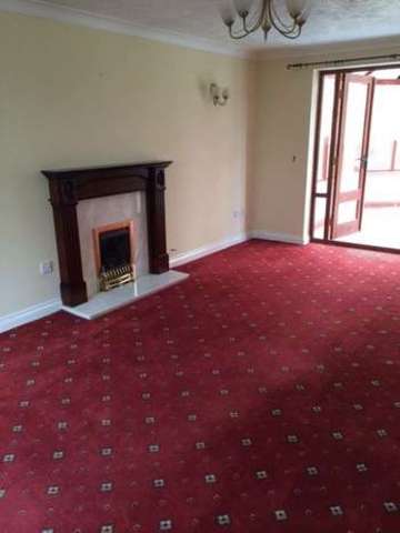  Image of 4 bedroom Property to rent in Lancock Street Rockwell Green Wellington TA21 at Lancock Street Rockwell Green Wellington, TA21 9RS