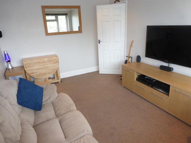  Image of 2 bedroom Maisonette for sale in Lea Vale Dartford DA1 at Crayford Kent Crayford, DA1 4DL