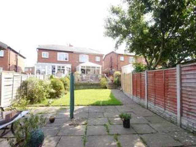  Image of 3 bedroom Property for sale in Leeds & Bradford Road Leeds LS13 at Leeds And Bradford Road Leeds Leeds, LS13 1HB