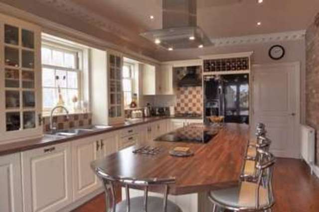  Image of 8 bedroom Detached house for sale in Leverington Common Leverington Wisbech PE13 at Leverington Common Leverington Wisbech, PE13 5DG