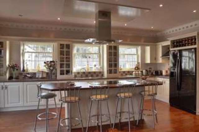  Image of 8 bedroom Detached house for sale in Leverington Common Leverington Wisbech PE13 at Leverington Common Leverington Wisbech, PE13 5DG