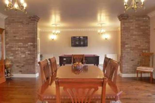  Image of 8 bedroom Detached house for sale in Leverington Common Leverington Wisbech PE13 at Leverington Common Leverington Wisbech, PE13 5DG