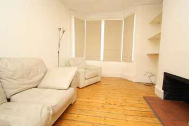  Image of 2 bedroom Property to rent in Lightcliffe Road London N13 at Lightcliffe Road London London, N13 5HD