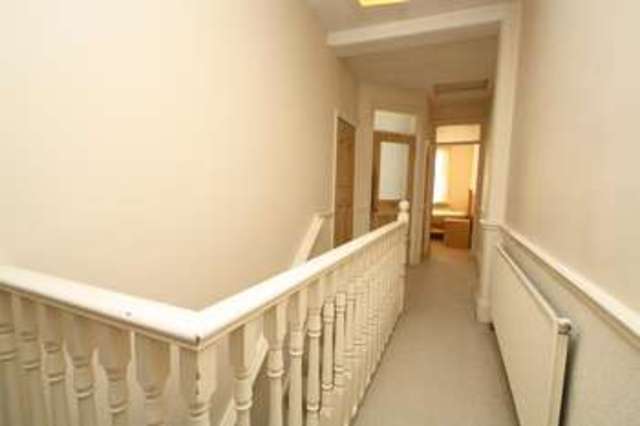  Image of 2 bedroom Property to rent in Lightcliffe Road London N13 at Lightcliffe Road London London, N13 5HD