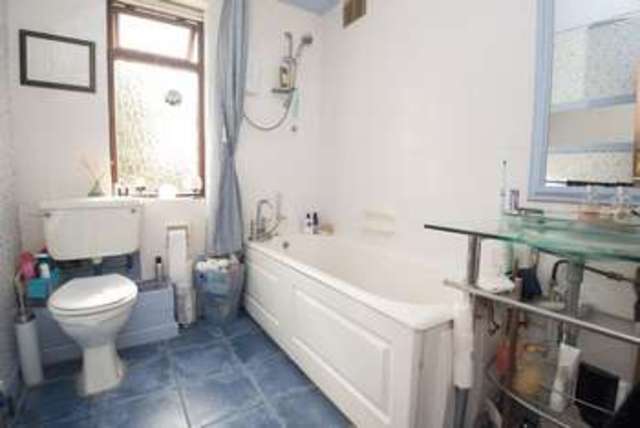 Image of 3 bedroom Semi-Detached house for sale in Linden Crescent St. Albans AL1 at Linden Crescent  St. Albans, AL1 5DD
